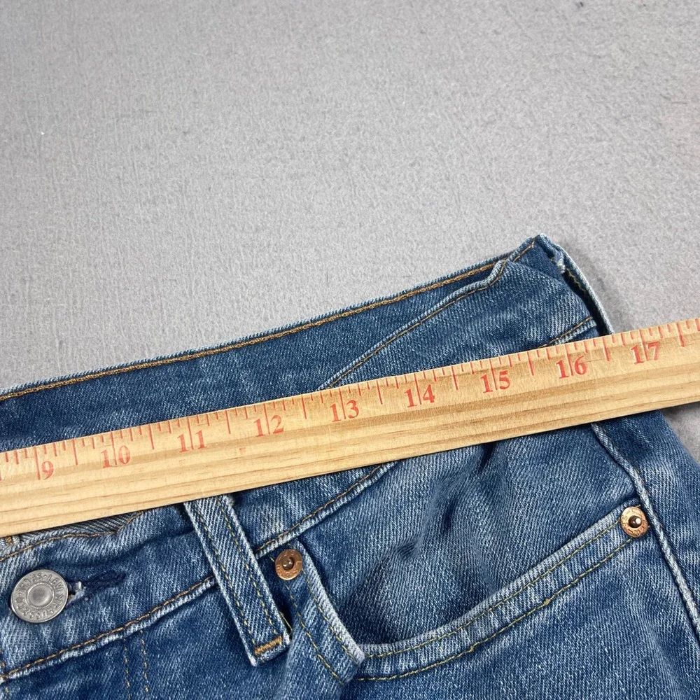 Levi's 514 Straight Fit‎ Jeans Mens 33x30 Medium Wash Denim Classic Western
